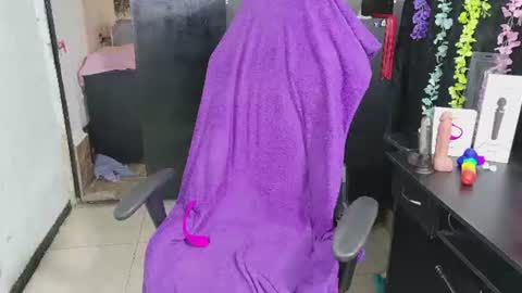 Snapshot of ann_cohen chatting on June 15, 12:07 pm Only fans online show from June 15, 12:07 pm