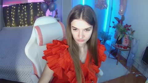 ann_woood online show from March 15, 7:47 am