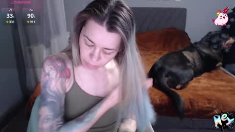 Snapshot of anna_ana chatting on January 5, 12:53 pm Anadirectgirl online show from January 5, 12:53 pm