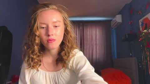 Snapshot of anna_kare chatting on April 30, 12:33 pm Anna online show from April 30, 12:33 pm