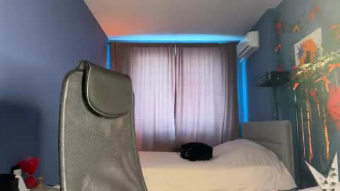 Snapshot of anna_kare chatting on May 24, 11:48 am Anna online show from May 24, 11:48 am
