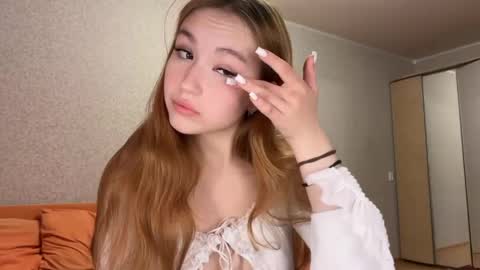 Anne online show from April 29, 8:59 pm