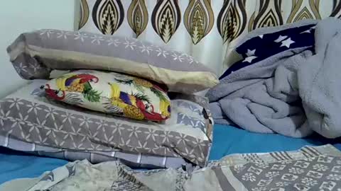Snapshot of anna_rory chatting on July 23, 6:17 pm anna online show from July 23, 6:17 pm