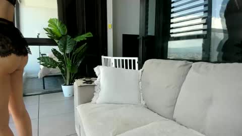 Anna online show from December 3, 3:36 am