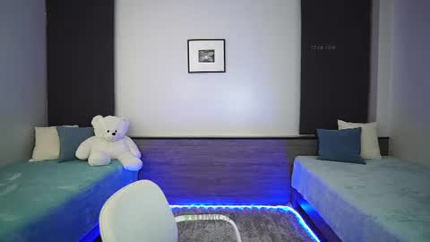 Snapshot of anna_shine_ chatting on June 27, 4:34 pm Anna Shine online show from June 27, 4:34 pm