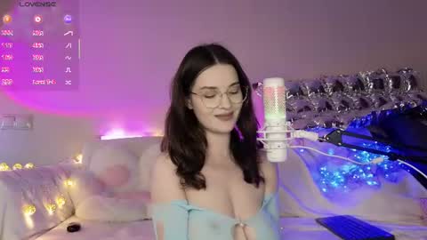 AnnaAoki online show from July 18, 10:41 am