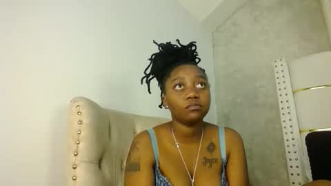 Snapshot of annabel038 chatting on October 17, 7:49 pm Annabel online show from October 17, 7:49 pm