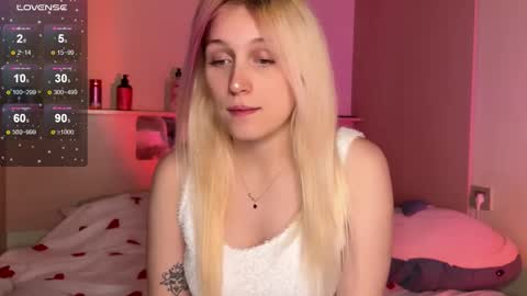 Annabel online show from October 26, 11:05 am