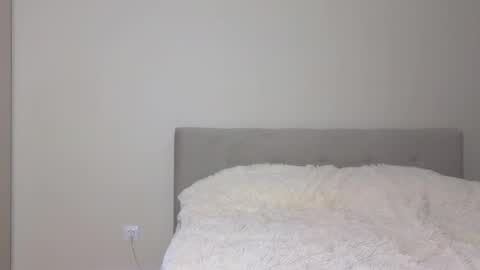 Snapshot of annabel_themoon chatting on January 15, 3:44 am annabel_themoon online show from January 15, 3:44 am
