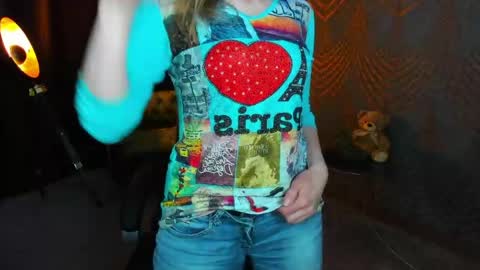 Annabel online show from April 30, 8:57 pm