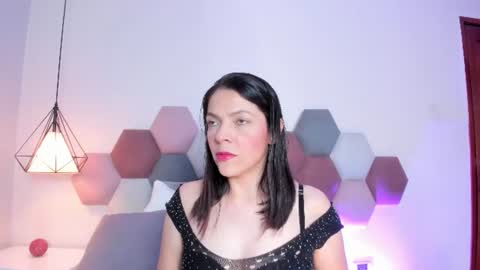 Snapshot of annabrookks chatting on June 11, 1:05 am AnnaBrooks online show from June 11, 1:05 am
