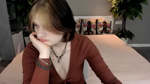 Snapshot of annacandie chatting on September 21, 5:31 am Anna online show from September 21, 5:31 am