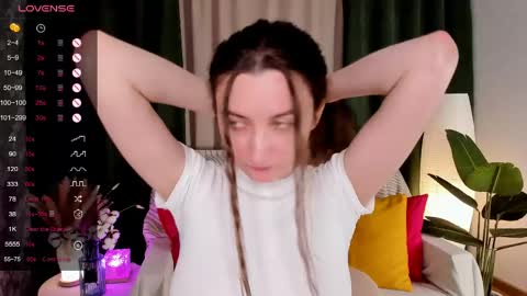 Snapshot of annacooleman_ chatting on May 8, 2:28 am Anna online show from May 8, 2:28 am