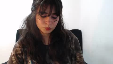Snapshot of annacrow chatting on June 17, 1:30 am Anna online show from June 17, 1:30 am