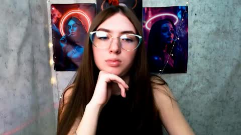 Snapshot of annadax chatting on June 6, 9:58 am Anna online show from June 6, 9:58 am