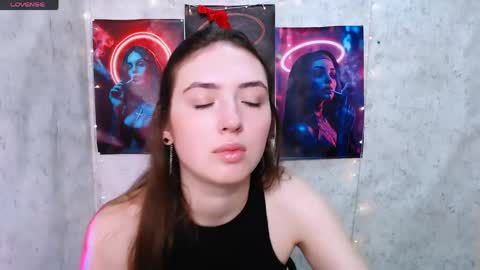 Snapshot of annadax chatting on June 10, 9:52 am Anna online show from June 10, 9:52 am