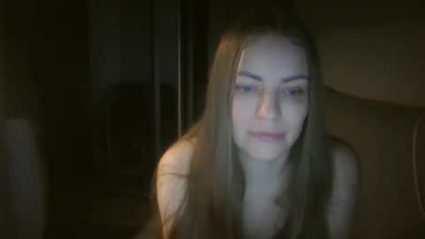 annadiamond1 online show from October 16, 8:32 pm