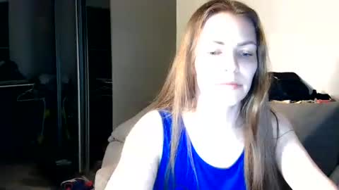 annadiamond1 online show from July 1, 9:47 pm