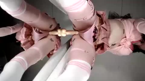 Snapshot of annaevodees666 chatting on December 8, 8:09 am Anna Evodees online show from December 8, 8:09 am