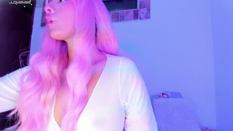 annafoox_ online show from October 28, 10:41 am