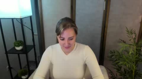 annagrees1 online show from September 28, 8:31 am