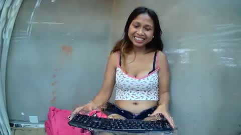 Snapshot of annah_maru chatting on April 16, 5:58 pm Annah maru online show from April 16, 5:58 pm