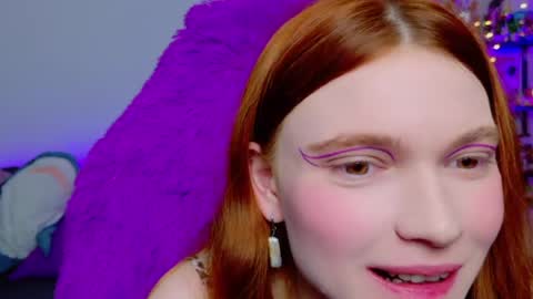 Snapshot of annakeenon chatting on April 2, 9:34 pm Anna online show from April 2, 9:34 pm