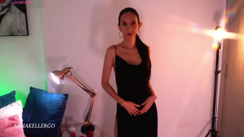Anna k online show from April 11, 8:13 pm