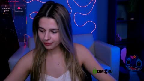 annallisa online show from May 7, 10:26 pm