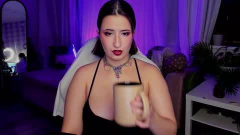 Snapshot of annalluring chatting on September 15, 10:43 pm annalluring online show from September 15, 10:43 pm