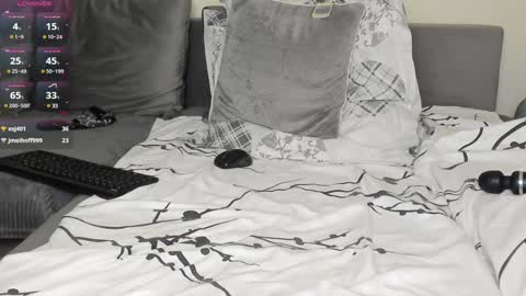 lucia online show from December 3, 12:49 pm