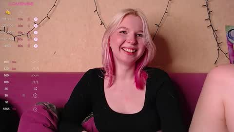 Snapshot of annamilky chatting on October 28, 8:22 pm annamilky online show from October 28, 8:22 pm