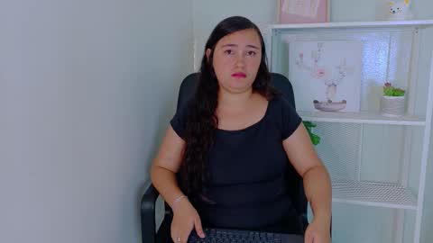 ANNA MORGAN  online show from December 18, 8:15 pm