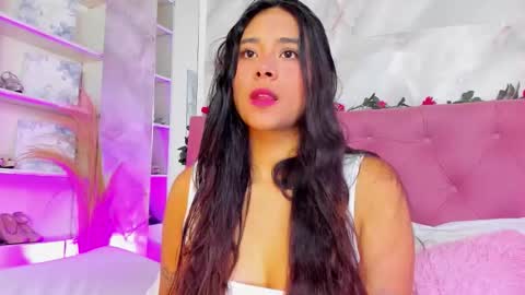 Snapshot of annaqueen_ chatting on November 12, 4:18 pm Anna online show from November 12, 4:18 pm