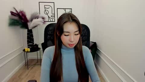 Snapshot of annareyli chatting on November 17, 11:16 am Anna online show from November 17, 11:16 am