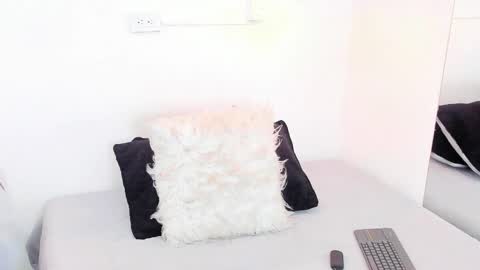 Anna Rosse online show from April 28, 7:08 pm