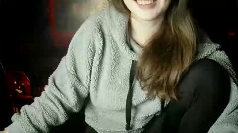 Bella online show from October 20, 5:13 pm