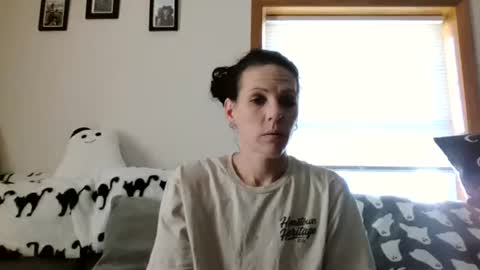 anne online show from October 12, 6:40 pm