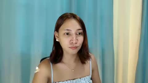 anne_chanelx online show from December 18, 8:42 am