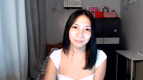 Snapshot of anne_chanelx chatting on May 21, 6:59 pm anne_chanelx online show from May 21, 6:59 pm