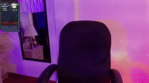   online show from March 11, 9:32 pm