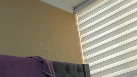       online show from March 11, 9:32 pm