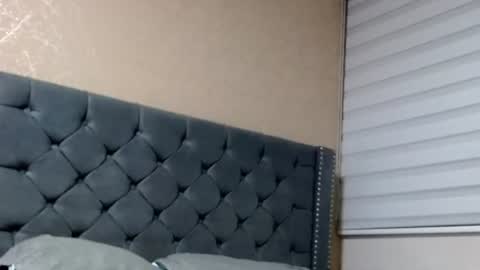 Snapshot of anne_julienne chatting on July 8, 11:42 pm online show from July 8, 11:42 pm