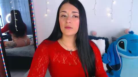 Snapshot of anne_lennon_ chatting on May 12, 5:43 pm Anne online show from May 12, 5:43 pm