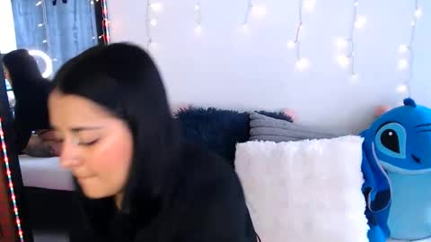 Snapshot of anne_lennon_ chatting on May 31, 4:36 pm Anne online show from May 31, 4:36 pm