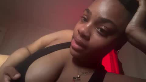 anne_lynn online show from April 16, 10:49 am