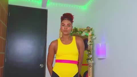 Snapshot of anne_rachel chatting on December 4, 11:24 pm anne_rachel online show from December 4, 11:24 pm