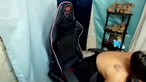 annebisyosa_angela online show from February 18, 3:46 am