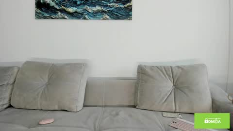 Snapshot of annemonalo chatting on May 9, 10:31 am annemona online show from May 9, 10:31 am