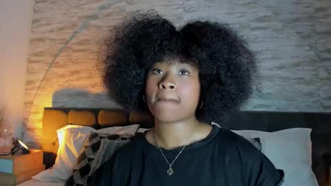 Anneth online show from December 2, 7:42 pm